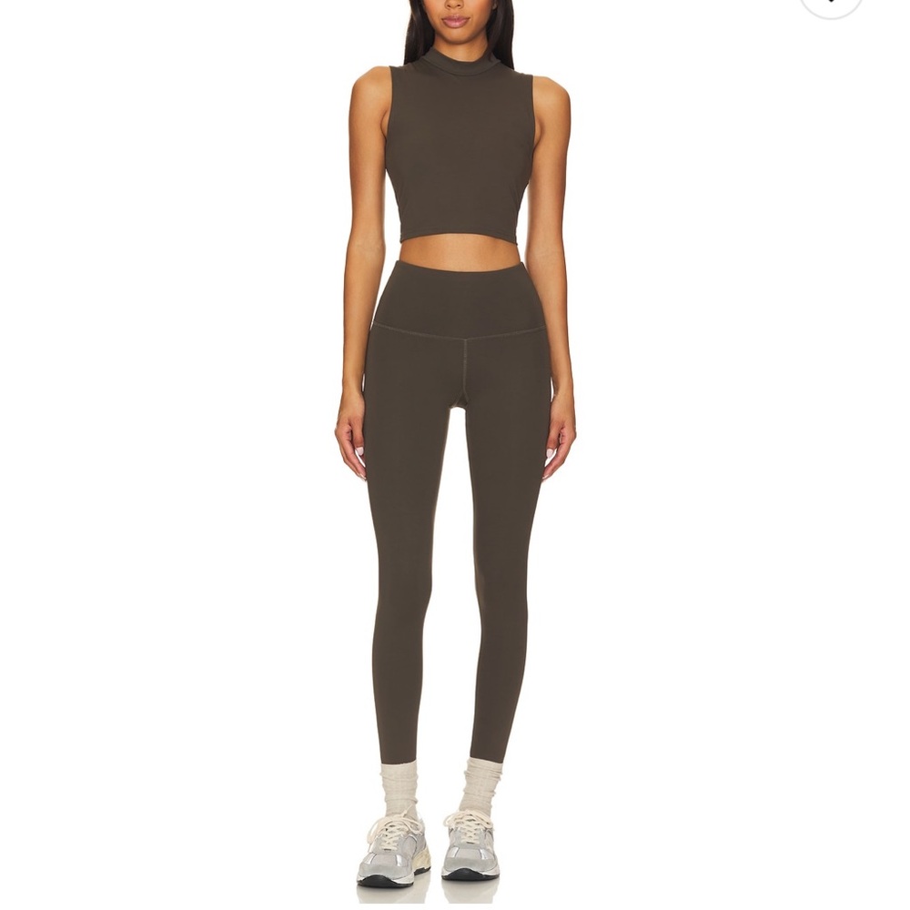 Strut this sold out titanium set medium